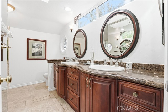 Detail Gallery Image 29 of 45 For 980 S Rutgers Circle, Anaheim Hills,  CA 92807 - 3 Beds | 3 Baths