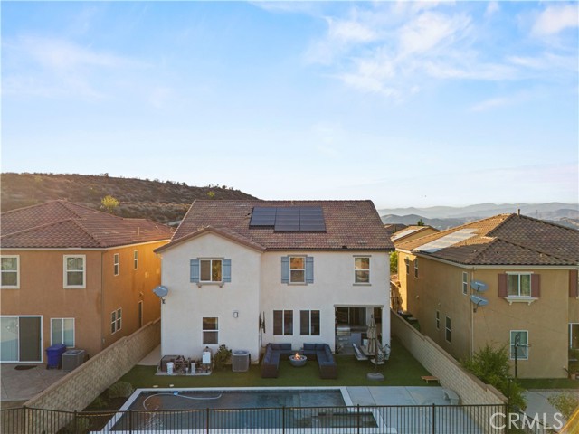 20556 Suzie Lane, Saugus CA: https://media.crmls.org/medias/51c808c8-6abd-4cc7-acee-38ff6931212f.jpg