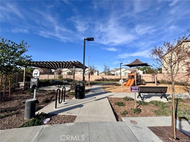 Detail Gallery Image 17 of 21 For 31739 Woodbank Way, Winchester,  CA 92596 - 3 Beds | 2/1 Baths