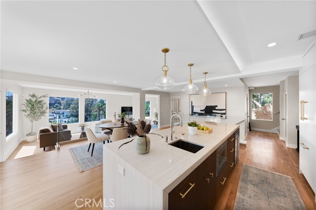 Detail Gallery Image 21 of 57 For 1690 N Crescent Heights Bld, Los Angeles,  CA 90069 - 3 Beds | 4 Baths