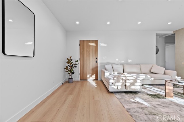 Detail Gallery Image 7 of 47 For 3141 N Frederic, Burbank,  CA 91504 - 3 Beds | 2 Baths