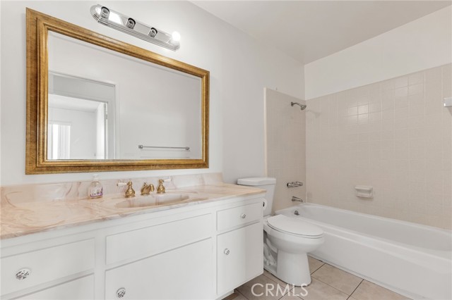 Detail Gallery Image 25 of 45 For 1654 Edgewater Ln, Camarillo,  CA 93010 - 3 Beds | 2/1 Baths