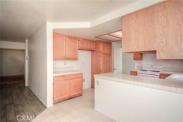 10685 Ridgefield, Moreno Valley CA: https://media.crmls.org/medias/51cc15c0-9f90-4b8f-b29b-b27ab93e0840.jpg