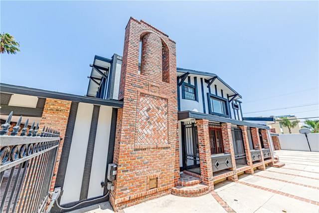 5334 S Victoria Avenue, Los Angeles CA: https://media.crmls.org/medias/51cd22b7-98e0-4265-9aa5-d68c99623769.jpg