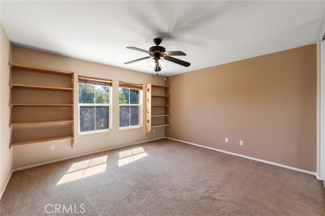 Detail Gallery Image 22 of 35 For 9302 Meadow Ln, Riverside,  CA 92508 - 5 Beds | 3 Baths