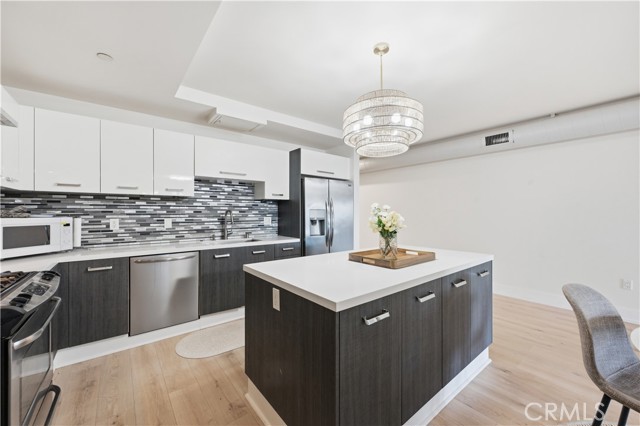 Detail Gallery Image 7 of 49 For 433 Pine #201,  Long Beach,  CA 90802 - 1 Beds | 1 Baths