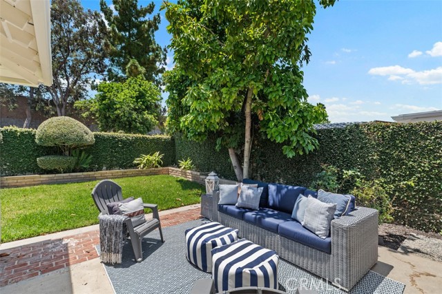 3125 Yukon Avenue, Costa Mesa CA: https://media.crmls.org/medias/51cee61e-26f4-4433-a715-5d455eb3d794.jpg