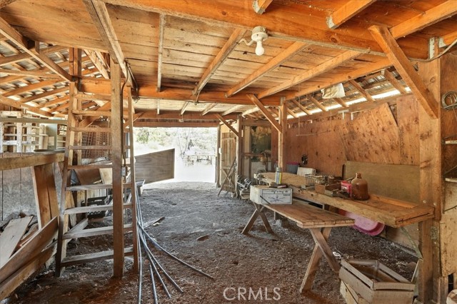 46467 Bissett Station Road, Oakhurst CA: https://media.crmls.org/medias/51d03685-b195-46fd-8798-da2899a0361c.jpg