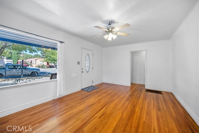 2020 Oak Street, Paso Robles CA: https://media.crmls.org/medias/51d0d206-cef2-42e6-9fa3-787c96970e5f.jpg