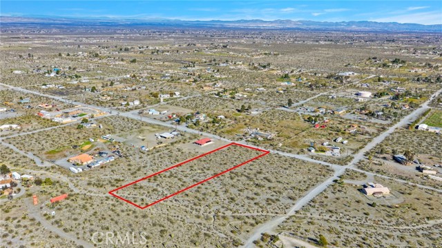 Detail Gallery Image 8 of 11 For 11786 Buckwheat Rd, Pinon Hills,  CA 92372 - – Beds | – Baths