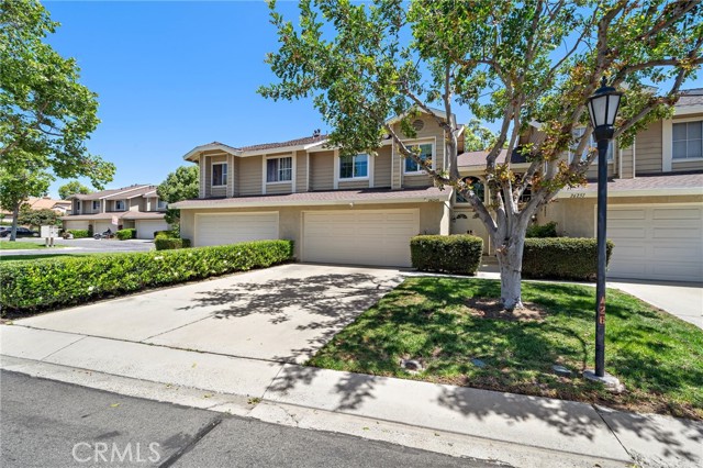 Image 1 of 40 For 26245 Country Glen  49