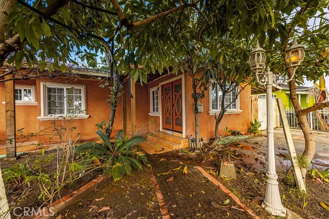 Detail Gallery Image 4 of 44 For 10933 Sampson Ave, Lynwood,  CA 90262 - 3 Beds | 2 Baths