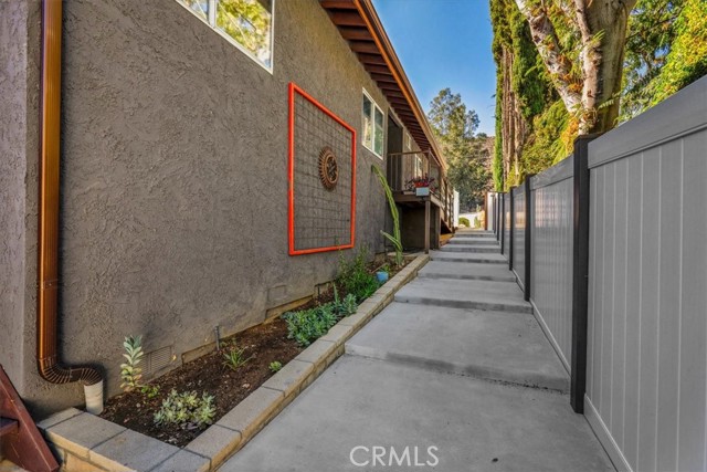 33230 Hollister, Lake Elsinore CA: https://media.crmls.org/medias/51d2920c-175a-4025-9745-286695fe4e49.jpg