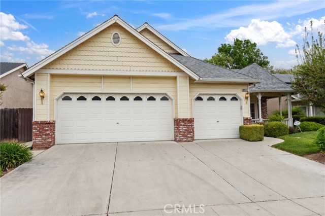 2522 E Kelso Avenue, Fresno CA: https://media.crmls.org/medias/51d34502-ca00-4e89-8541-8cc3243f34eb.jpg