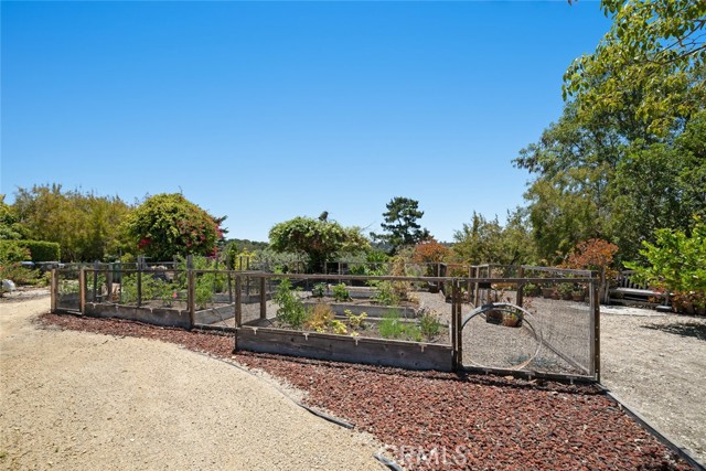 Detail Gallery Image 19 of 75 For 225 Broken Arrow Road, Nipomo,  CA 93444 - 4 Beds | 3 Baths