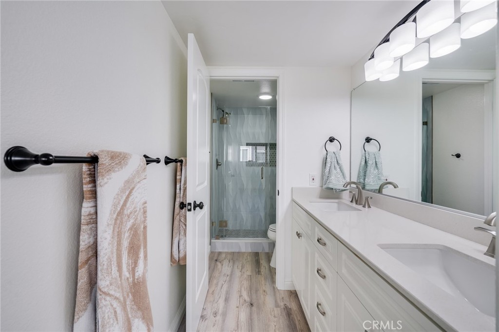 MLS #OC25275335 image #28