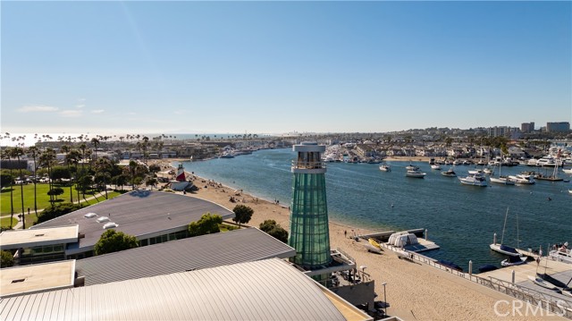 1510 W Oceanfront, Newport Beach CA: https://media.crmls.org/medias/51d3f665-dcbe-400e-b166-9e8c65544e0e.jpg