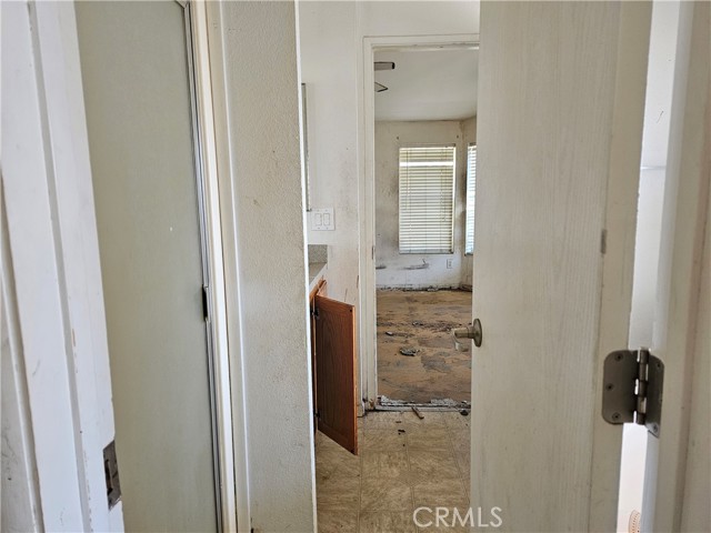 Detail Gallery Image 14 of 29 For 16023 18th Ave, Clearlake,  CA 95422 - 2 Beds | 2 Baths