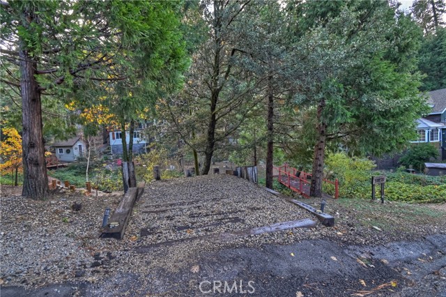 Detail Gallery Image 18 of 33 For 23270 Brookside, Crestline,  CA 92325 - 1 Beds | 1 Baths