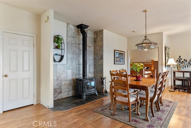 Detail Gallery Image 15 of 73 For 24921 Sunset Way, Tehachapi,  CA 93561 - 2 Beds | 2 Baths