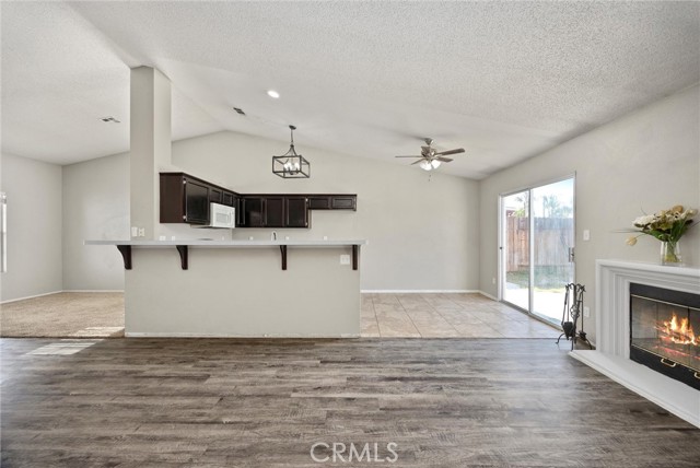 719 Baldwin Farms Drive, Bakersfield CA: https://media.crmls.org/medias/51d4b3a2-4460-4ee9-b968-f6f1dadbb8a4.jpg