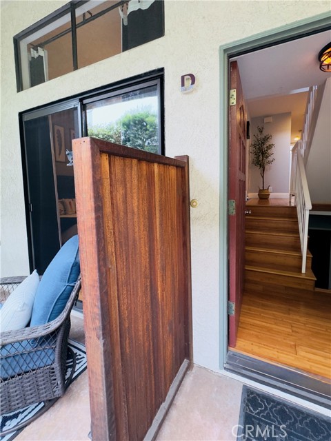 2112 Vanderbilt Lane, Redondo Beach CA: https://media.crmls.org/medias/51d73452-8ffe-4b36-8340-e9f89e014450.jpg