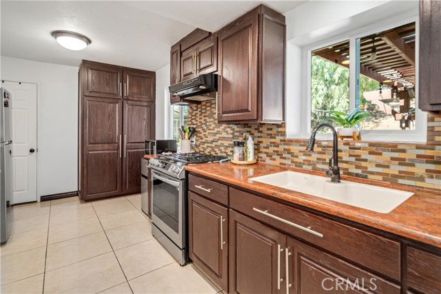 33656 Tradepost Road, Acton CA: https://media.crmls.org/medias/51d81d9c-f26c-49ee-aebf-805a5b838684.jpg