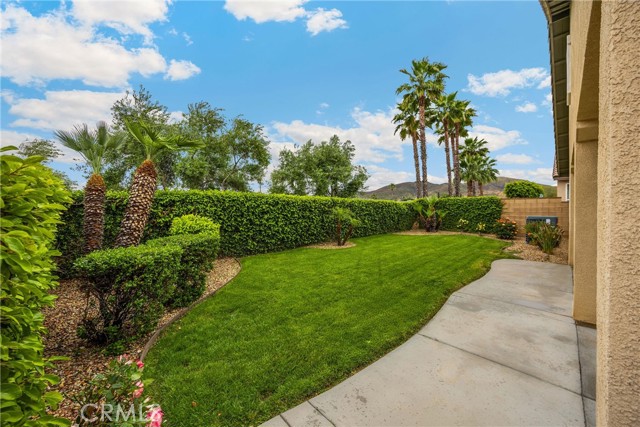 26253 Desert Rose Lane, Menifee CA: https://media.crmls.org/medias/51da14ea-4fdd-458f-b07a-aa8029470f46.jpg