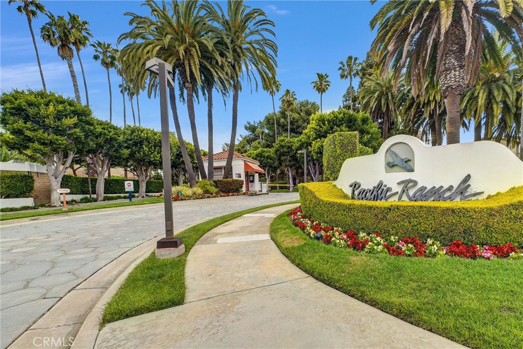 7402 Yellowtail Drive #204