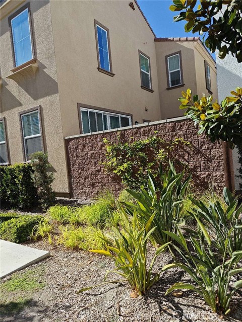 Detail Gallery Image 2 of 4 For 8787 Wanderlin Pl, Chino,  CA 91708 - 4 Beds | 3/1 Baths