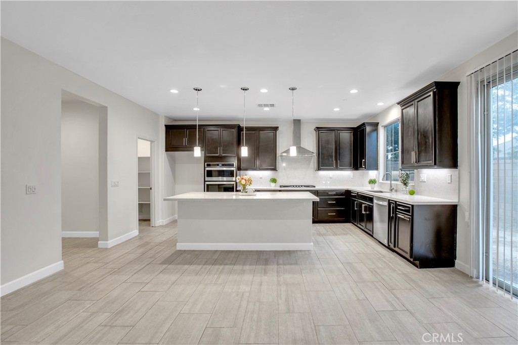 MLS #AR25140243 img 4