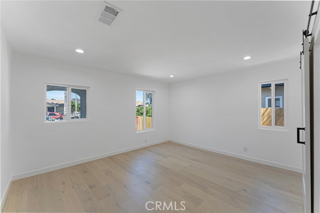 Detail Gallery Image 8 of 17 For 2740 S Sycamore, Los Angeles,  CA 90016 - 3 Beds | 2 Baths