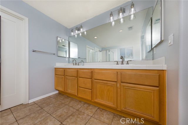 Detail Gallery Image 21 of 35 For 19659 Lanview Lane, Saugus,  CA 91350 - 4 Beds | 3 Baths