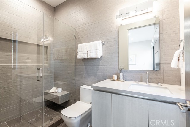 Detail Gallery Image 42 of 49 For 4175 Greenbush Ave, Sherman Oaks,  CA 91423 - 5 Beds | 6 Baths