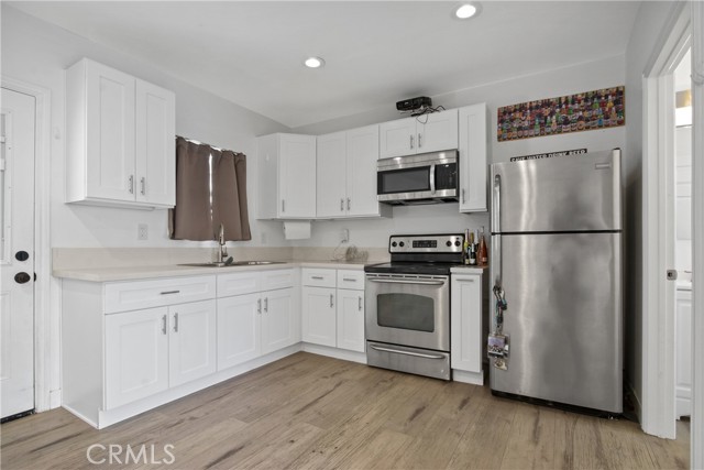 11612 Virginia Avenue, Lynwood CA: https://media.crmls.org/medias/51dcc260-563c-4fca-9cb9-6c4fa05f40da.jpg