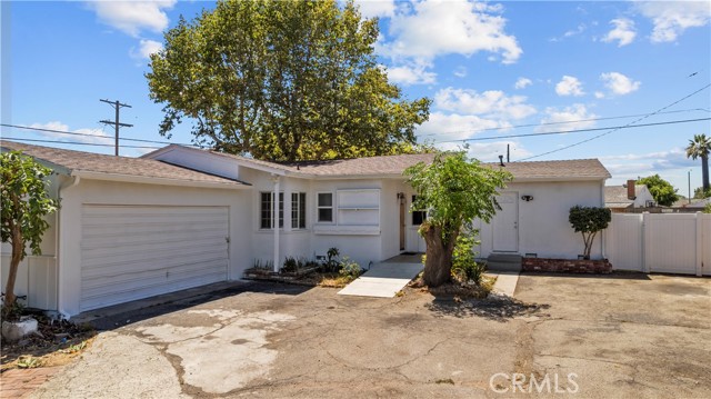 Detail Gallery Image 3 of 36 For 8053 Brimfield Ave, Panorama City,  CA 91402 - 4 Beds | 1/1 Baths