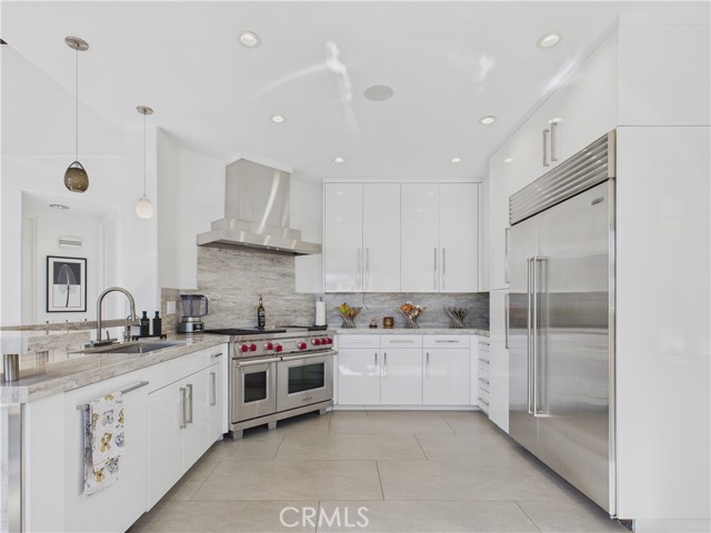 Detail Gallery Image 12 of 46 For 26990 Abbey Glen, Yorba Linda,  CA 92887 - 5 Beds | 3/1 Baths