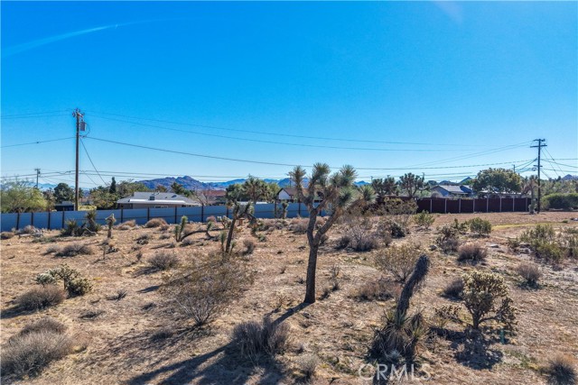 Detail Gallery Image 7 of 12 For 7201 Olympic Rd, Joshua Tree,  CA 92252 - – Beds | – Baths