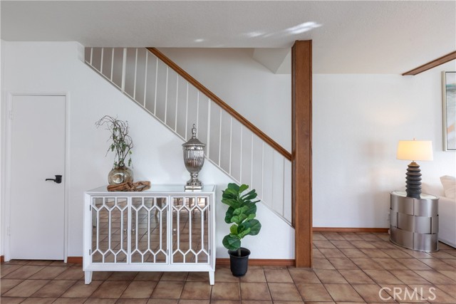 Detail Gallery Image 18 of 56 For 203 Utica Ave, Huntington Beach,  CA 92648 - 3 Beds | 2/1 Baths