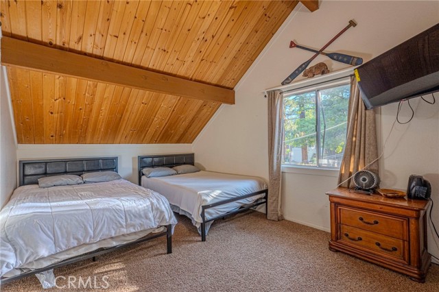 Detail Gallery Image 8 of 11 For 873 Holmes Lane, Sugarloaf,  CA 92386 - 3 Beds | 1/1 Baths