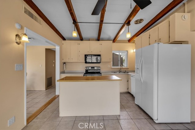 Detail Gallery Image 15 of 54 For 6922 Grand Ave, Yucca Valley,  CA 92284 - 3 Beds | 2 Baths