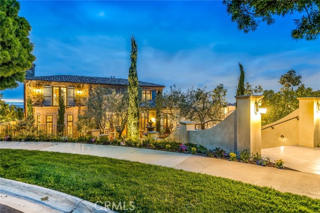 9 Pelican Crest Drive