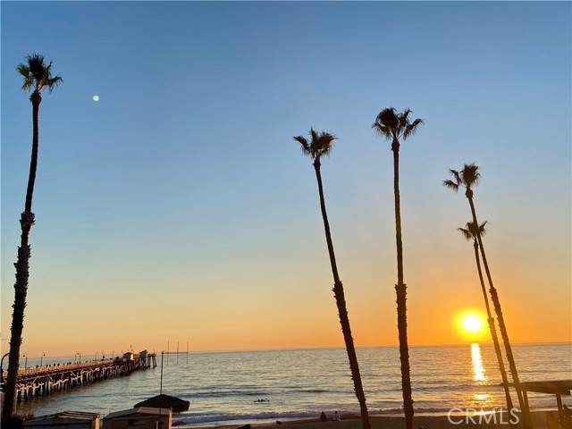 Detail Gallery Image 2 of 13 For 251 Avenida Del Mar #C,  San Clemente,  CA 92672 - 2 Beds | 1 Baths