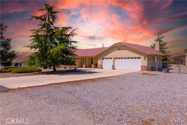 15888 Saint Timothy Rd, Apple Valley, CA 92307