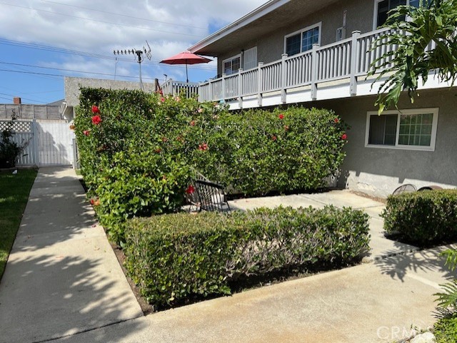 Image 2 for 2869 Mendoza Dr #A, Costa Mesa, CA 92626