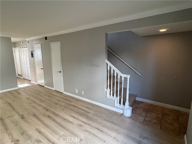 45 Harkness Avenue, Pasadena CA: https://media.crmls.org/medias/51e21faf-62af-4fe6-9a2b-ed89226b6698.jpg