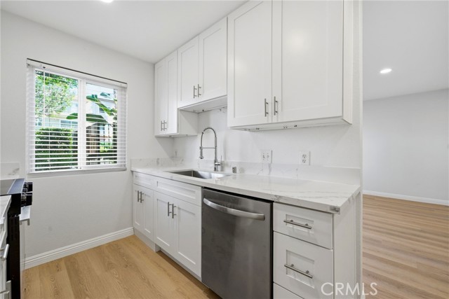 Detail Gallery Image 7 of 13 For 400 N Acacia Ave #A17,  Fullerton,  CA 92831 - 1 Beds | 1 Baths