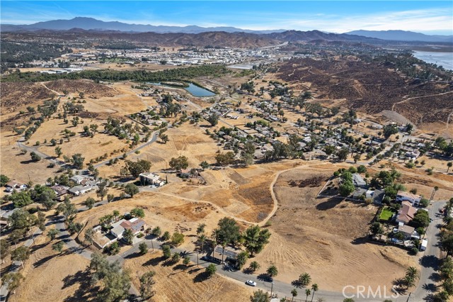 Detail Gallery Image 36 of 37 For 29492 Nichols St, Lake Elsinore,  CA 92530 - 3 Beds | 2 Baths