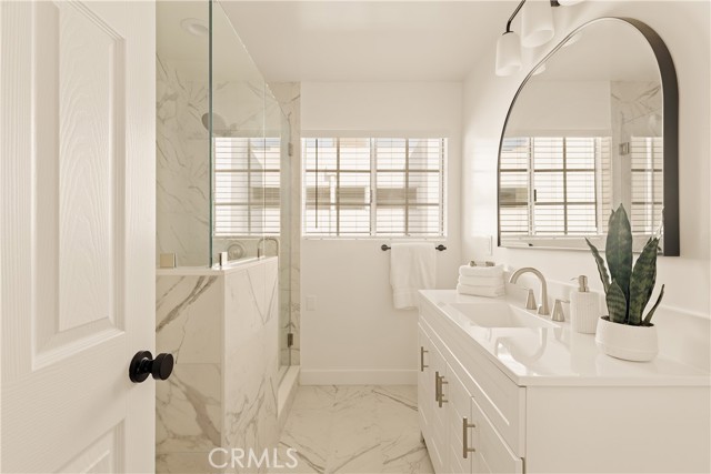 Detail Gallery Image 16 of 25 For 7737 Denrock, Westchester,  CA 90045 - 4 Beds | 4 Baths