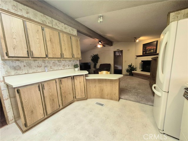 13381 Magnolia Avenue, Corona CA: https://media.crmls.org/medias/51e30388-36d1-4ec2-8214-1363980b75b9.jpg